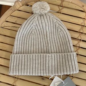 HM Wool Beanie with Pom Pom